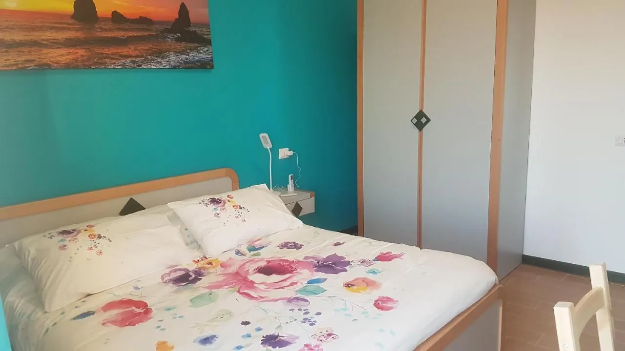 La Casa Del Viaggiatore Catánia 2*,