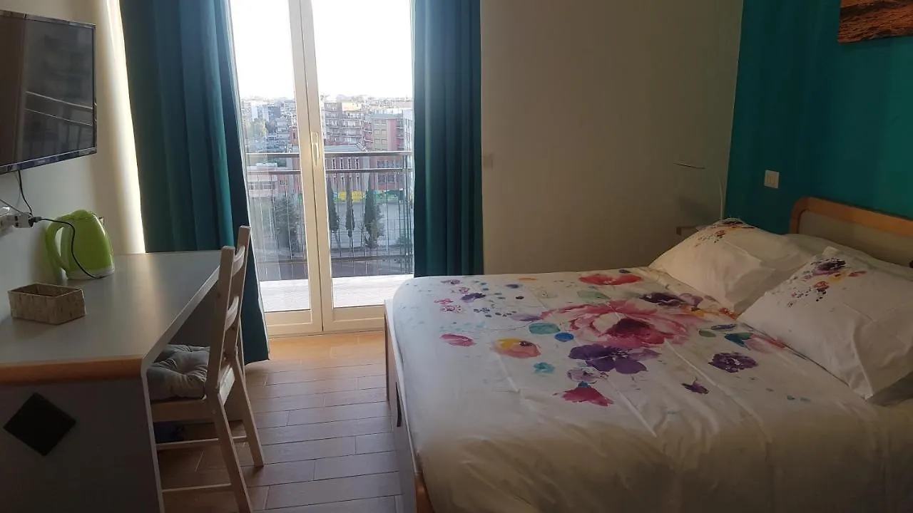 La Casa del Viaggiatore Aeroporto di Catania Fontana Rossa 2*,  Italia